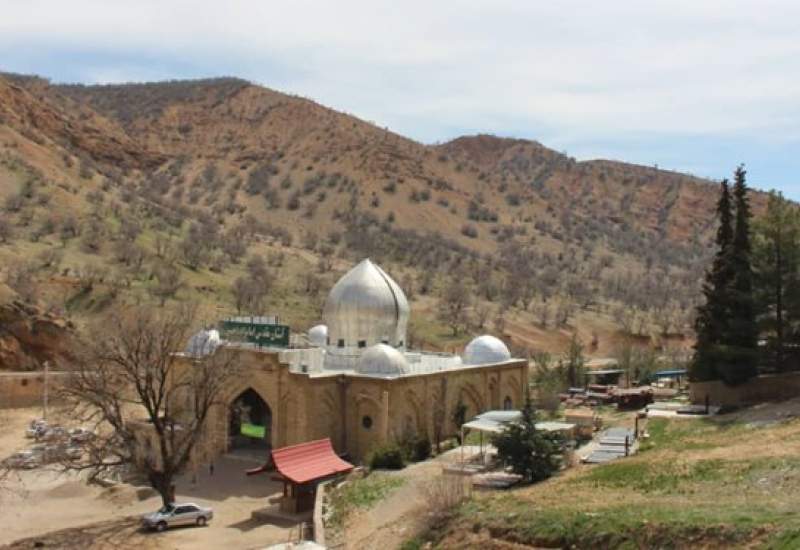 بقعه متبرکه امامزاده حسن(ع) مهریان پذیرای زائران نوروزی