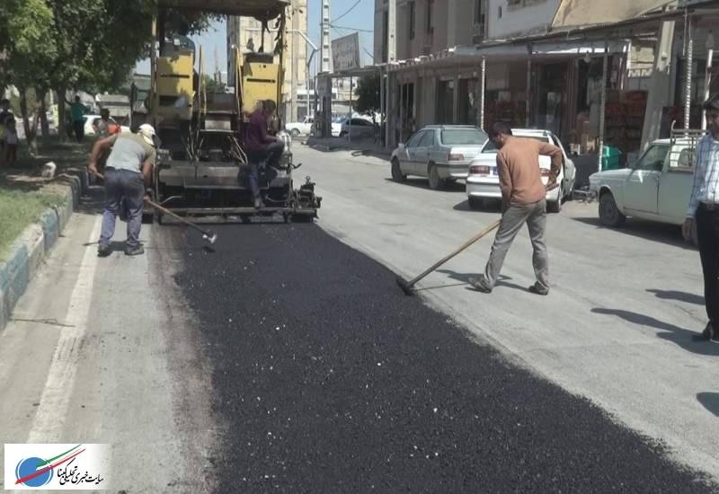 مدفون شدن تاسیسات «شرکت گاز» کهگیلویه زیر آسفالت نو! / واکنش«اکوانیان» به هنر شهرداری