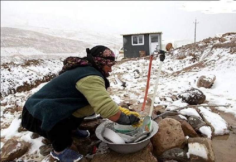 سوز سرما بر جان ساکنان مناطق محروم چهارمحال و بختیاری