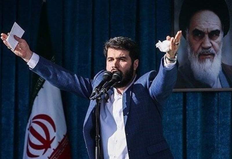 کنایه میثم مطیعی به دولت رئیسی: قرص نانی بر سر این سفره بود و ناگهان شد هلالی، رؤیتش از ماه نو دشوارتر!