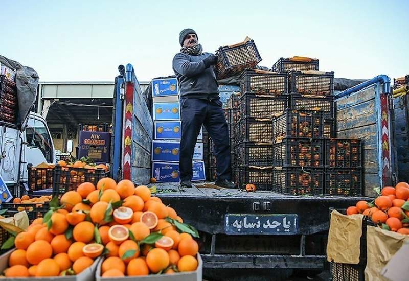 چرا میدان میوه و تره بار یاسوج خیلی زود تعطیل شد؟ / آقای احسان عسکری و تیم اقتصادی استان پاسخ دهند؟