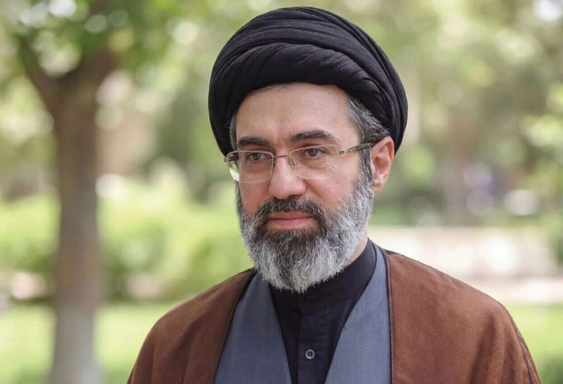 پیام رهبر انقلاب: انتقام خون رهبر شهید را به طور حتمی از قاتلین ایشان می‌گیریم؛ ما باشیم یا نه، این امر تحقق می‌یابد